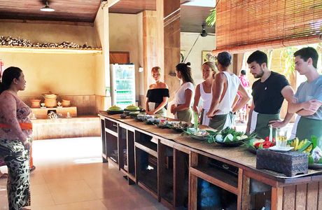 Paon Bali Cooking Class
