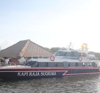 Sugriwa Express - Fast Boat
