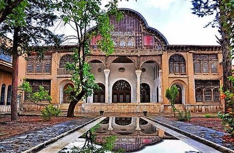 Moshir Divan Mansion
