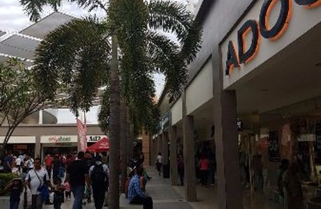 Metrocentro Mall
