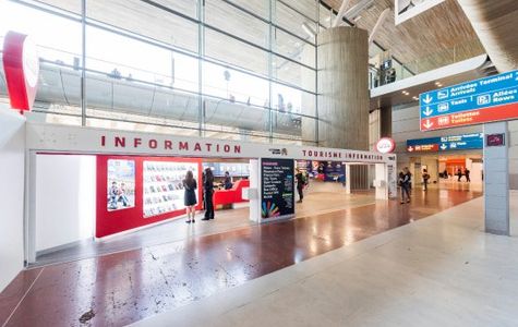 Tourist Information Desk - CDG Terminal 2E 1