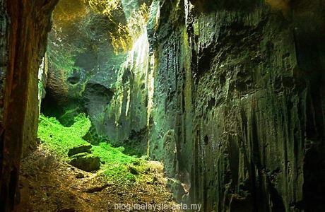 Gomantong Cave Sandakan