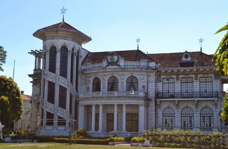 Sinamay House