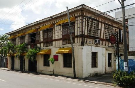 Camina Balay nga Bato