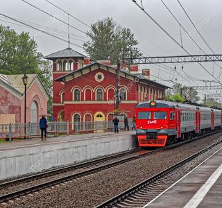 Strelna Train Station