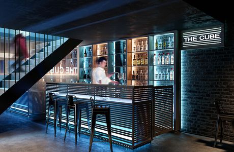 Cubes Pub