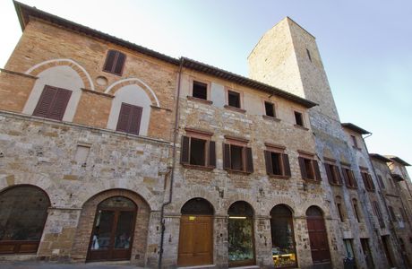 Torre e Casa Campatelli