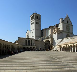 Piazza Inferiore di San Francesco