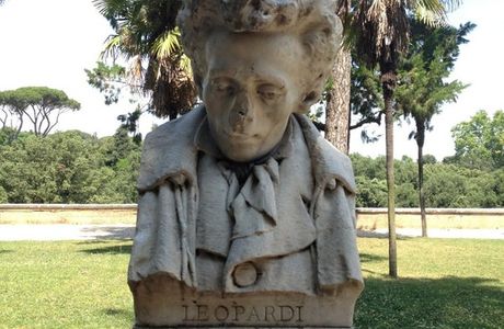 Statua di Giacomo Leopardi