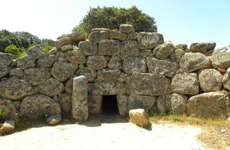 Tomba dei Giganti Is Concias