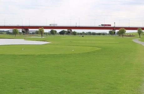 Koshigaya Golf Club