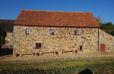 Les Caches Farm
