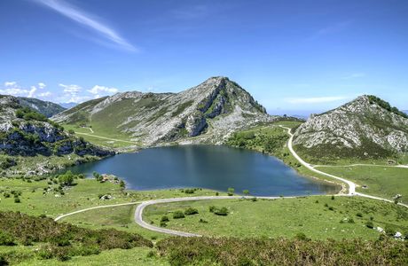 Lake Covadonga