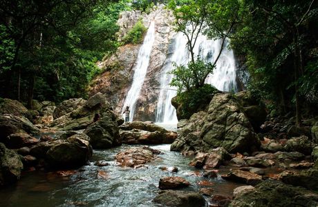 Na Muang Waterfall