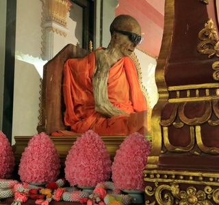 Wat Khunaram (Mummified Monk)