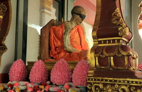 Wat Khunaram (Mummified Monk)