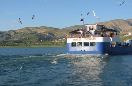 Pertek Feribot