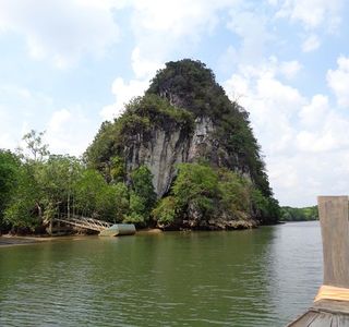 Khao Khanap Nam Cave