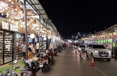 Saveone Night Market