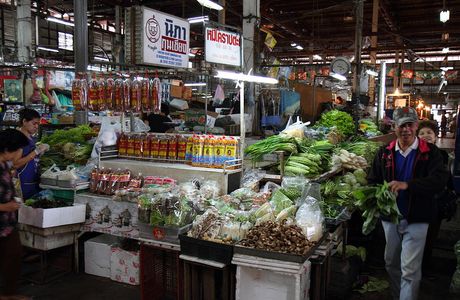 Pak Chong market