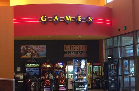 Regal Cinemas Waugh Chapel