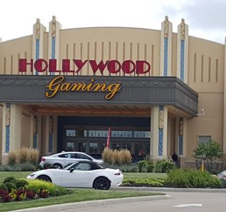 Hollywood Gaming at Dayton Raceway