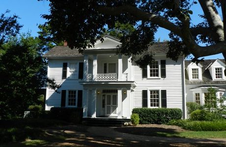 Historic Oak View County Park