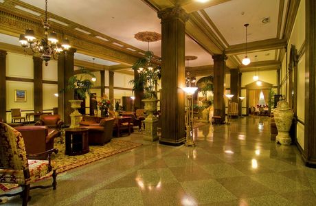Art Gallery at the Marcus Whitman Hotel & Conference Center