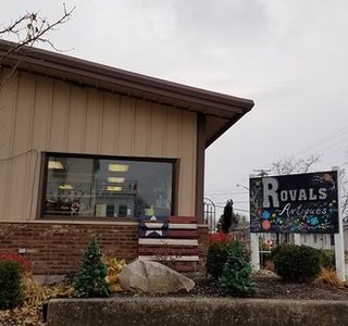 Rovals Antiques