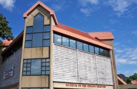 Museum of the Oregon Territory