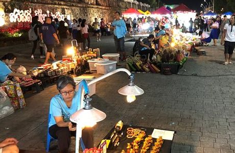 Songkhla Tae Raek Walking street