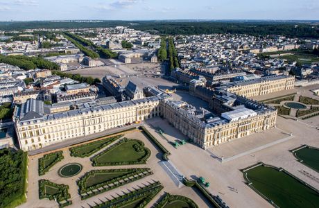Versailles