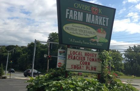 Overlook Farm Market