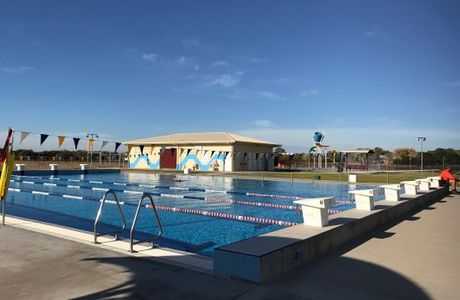 Karumba swimming pool