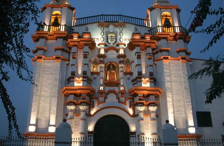 Iglesia y Monasterio El Carmen