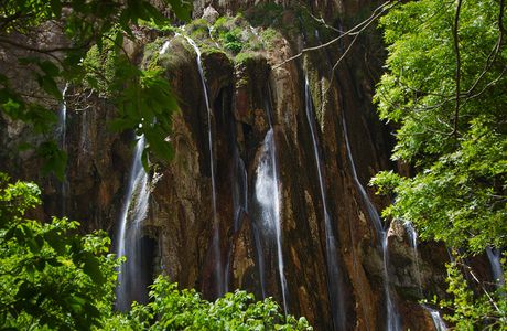 Margoon Waterfall