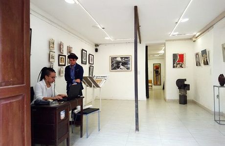 Ona Galeria