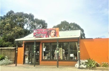 Salt and Pepper Gallery