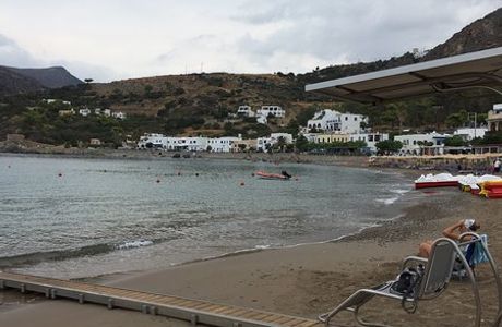 Kapsali Beach
