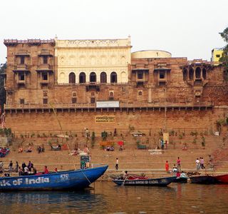 Man Mandir Ghat
