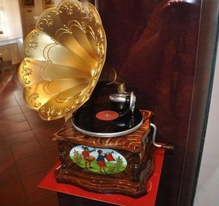 Kopcsik Marcipánia Szamos édességbolt