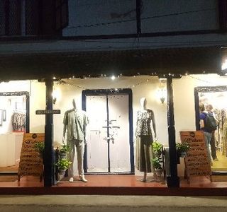 Waltons Boutique