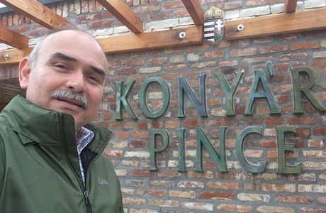 Konyari Pinceszet