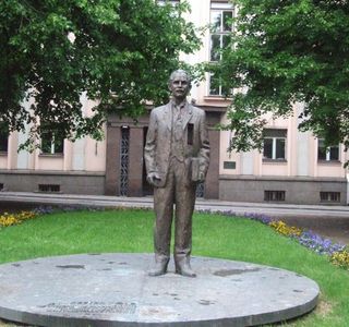 Monument to Peeter Pyld
