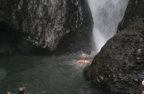 Nakawaga Waterfall