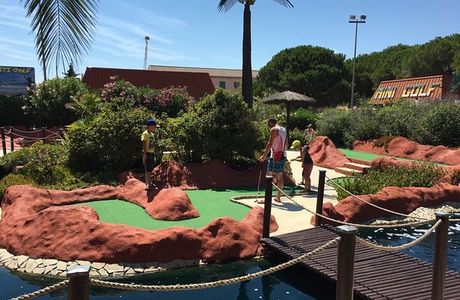 Tahiti Mini Golf