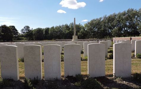 Philosophe British Cemetery 1