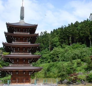 Hongyo-ji Temple