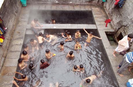Nonnoko Hot Water Center