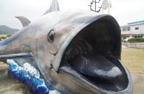 Tuna Monument